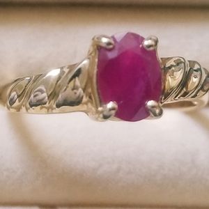 14 K Yellow Gold Ring